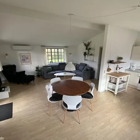 Prázdninový dům Zuhra - 680m From The Sea By Interhome