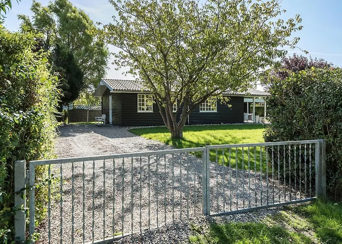 Zuhra - 680m From The Sea By Interhome Nyaraló