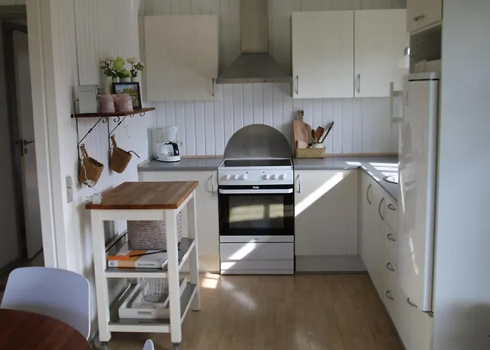 Zuhra - 680m From The Sea By Interhome